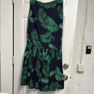AZULU Green and Blue Tiered A-line Midi Skirt Resort Wear Size 10 NWOT Floral